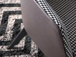 Gestoffeerde Armstoel In Houndstooth Stof 5011-Angel Cerda Sale