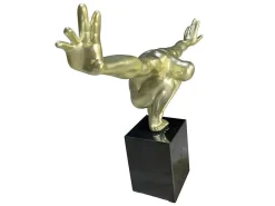 Groot Beeld Soledad Ii Van Hars - L 73 X H 57 Cm - Goud-OZAIA New