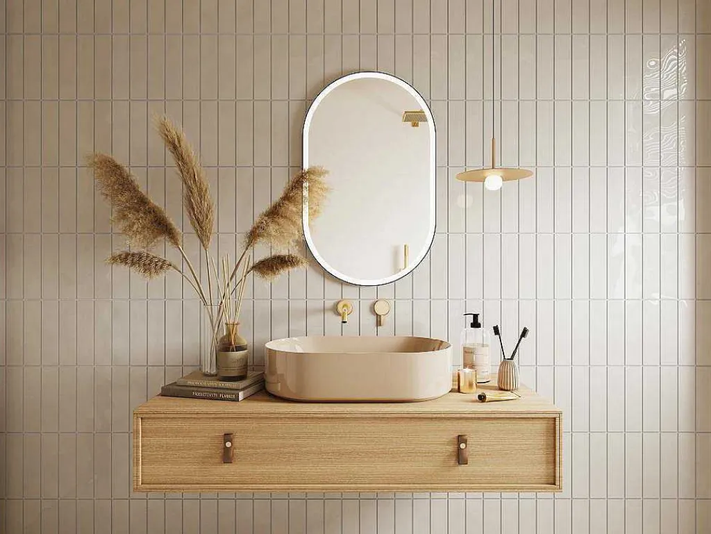 Ovale Badkamerspiegel Met Verlichting Dampwerend Met Zwarte Lijst 60 X 90 Cm Alarico-OZAIA Outlet
