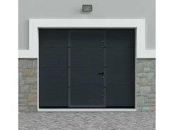 Sectionale Garagedeur Met Gegroefd Effect En Centrale Loopdeur - Antraciet - Met -Motor - Noria-Somfy Online