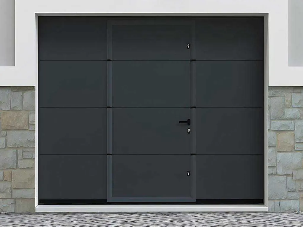Sectionale Garagedeur Met Glad Effect En Centrale Loopdeur In Antraciet Met Motor - Lavega-Somfy