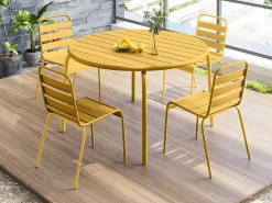 Tuineethoek Van Metaal - Een Tafel D110 Cm En 4 Opstapelbare Stoelen - Mosterdgeel - Mirmande Van-MYLIA New